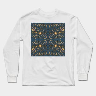 Symmetrical Colorful Suns Design Long Sleeve T-Shirt